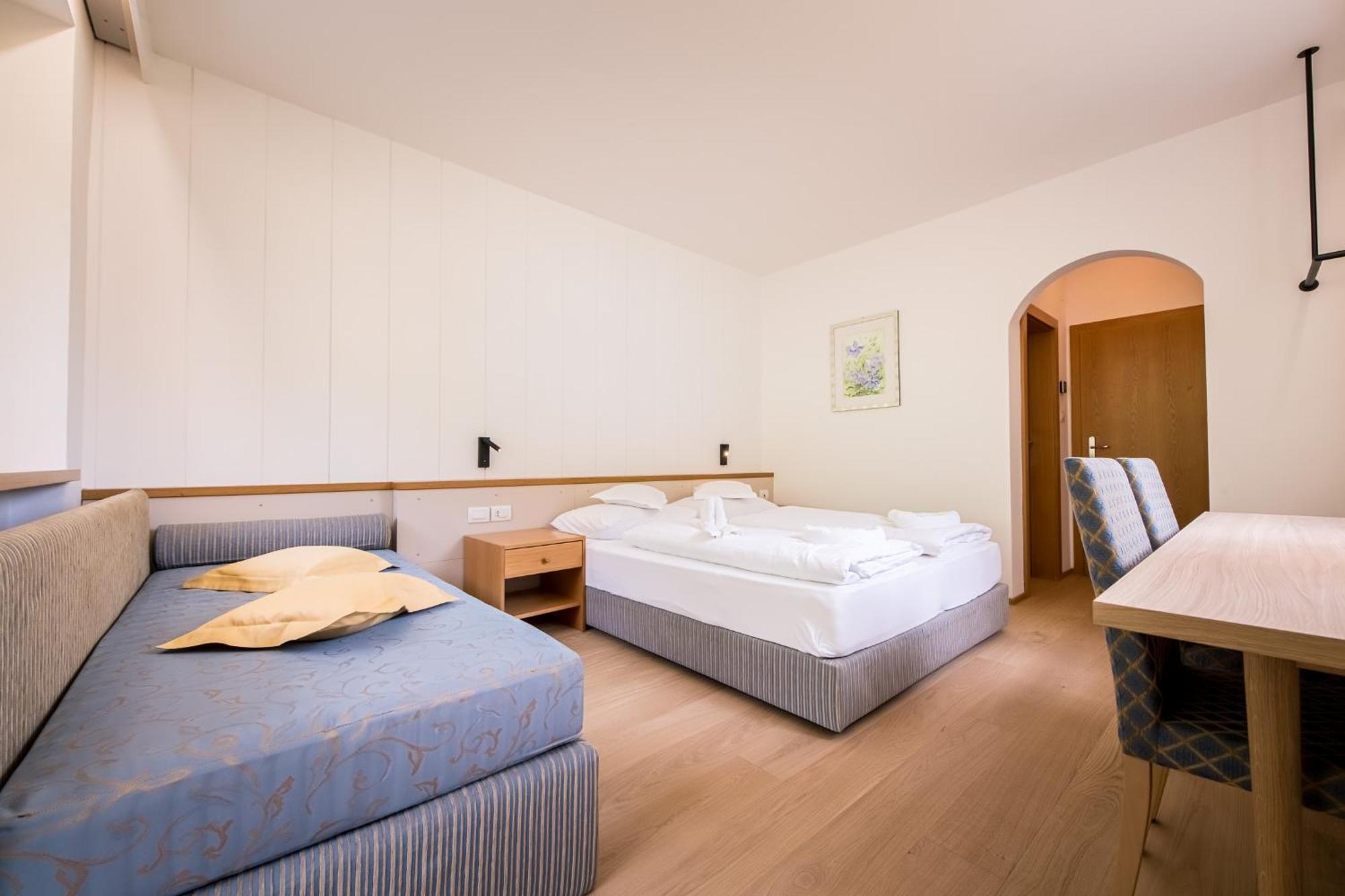 Hotel Taufers Molini di Tures Buitenkant foto