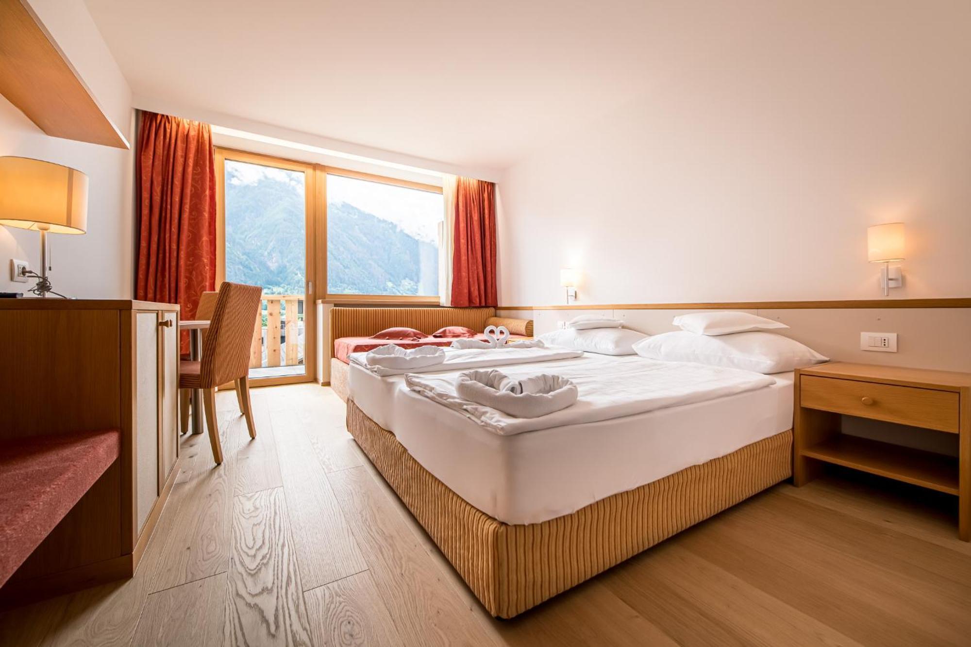 Hotel Taufers Molini di Tures Buitenkant foto