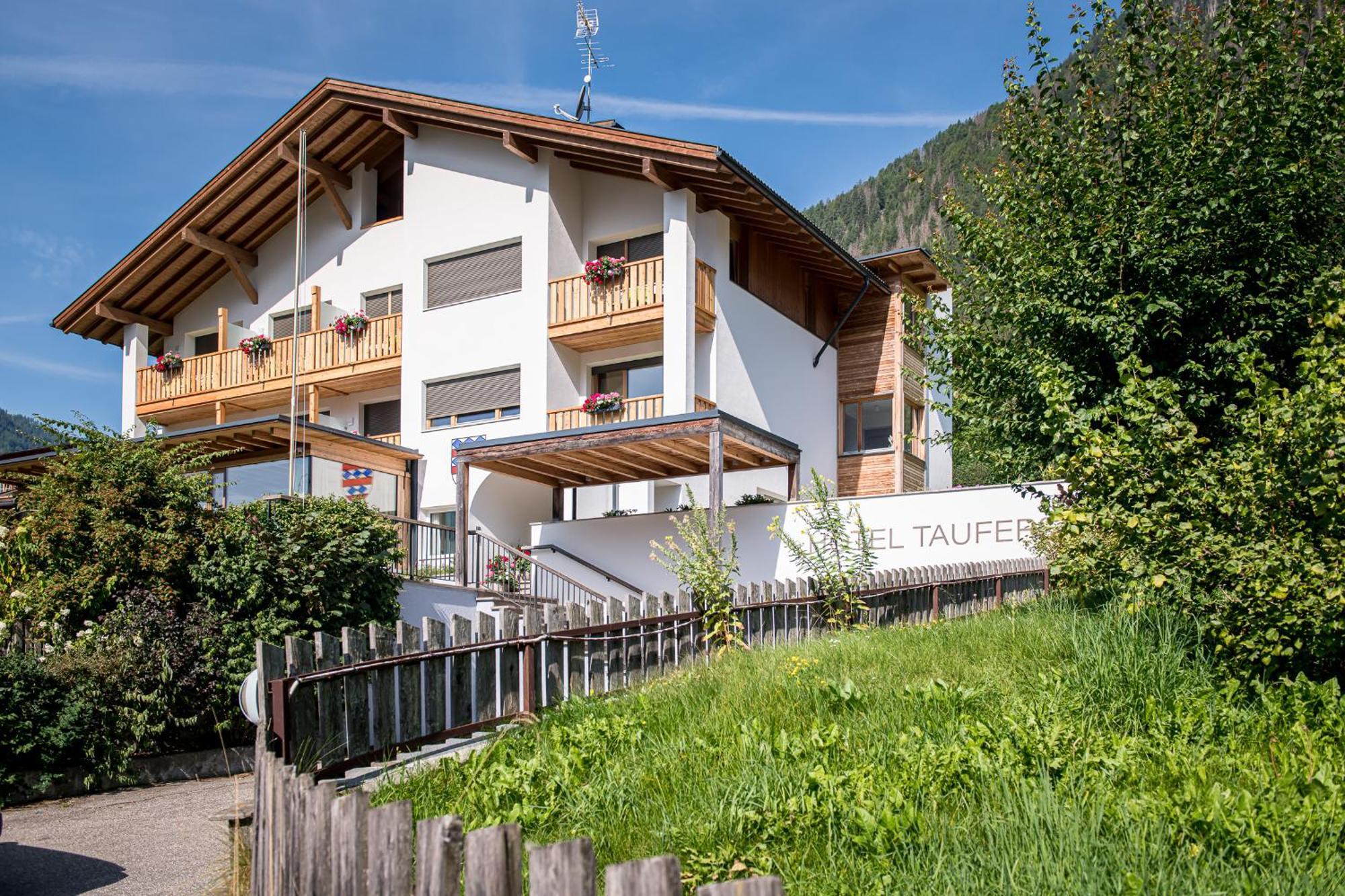Hotel Taufers Molini di Tures Buitenkant foto