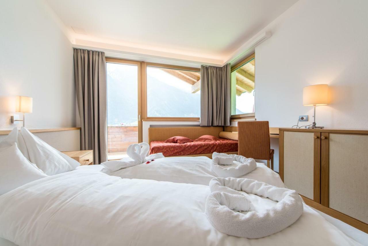 Hotel Taufers Molini di Tures Buitenkant foto