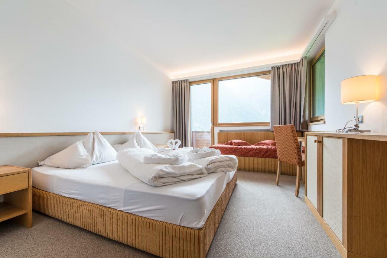 Hotel Taufers Molini di Tures Buitenkant foto